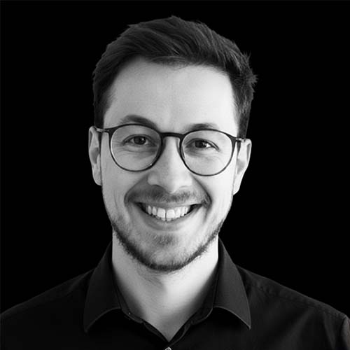 Adriano Elia